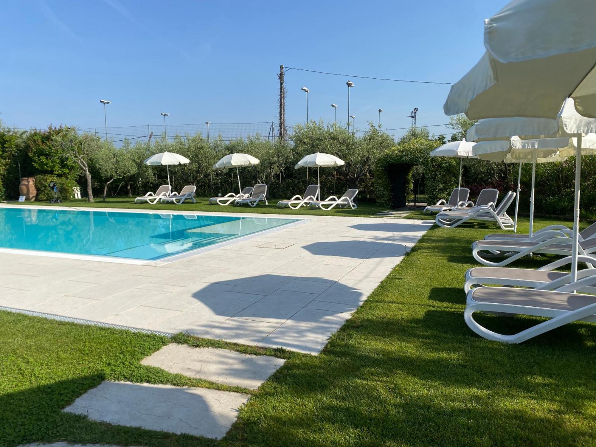 Agricampeggio Oasi Del Garda ลาซีเซ ภายนอก รูปภาพ